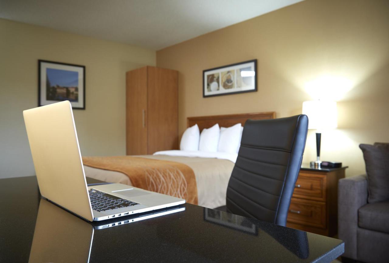 Comfort Inn Laval Exterior foto