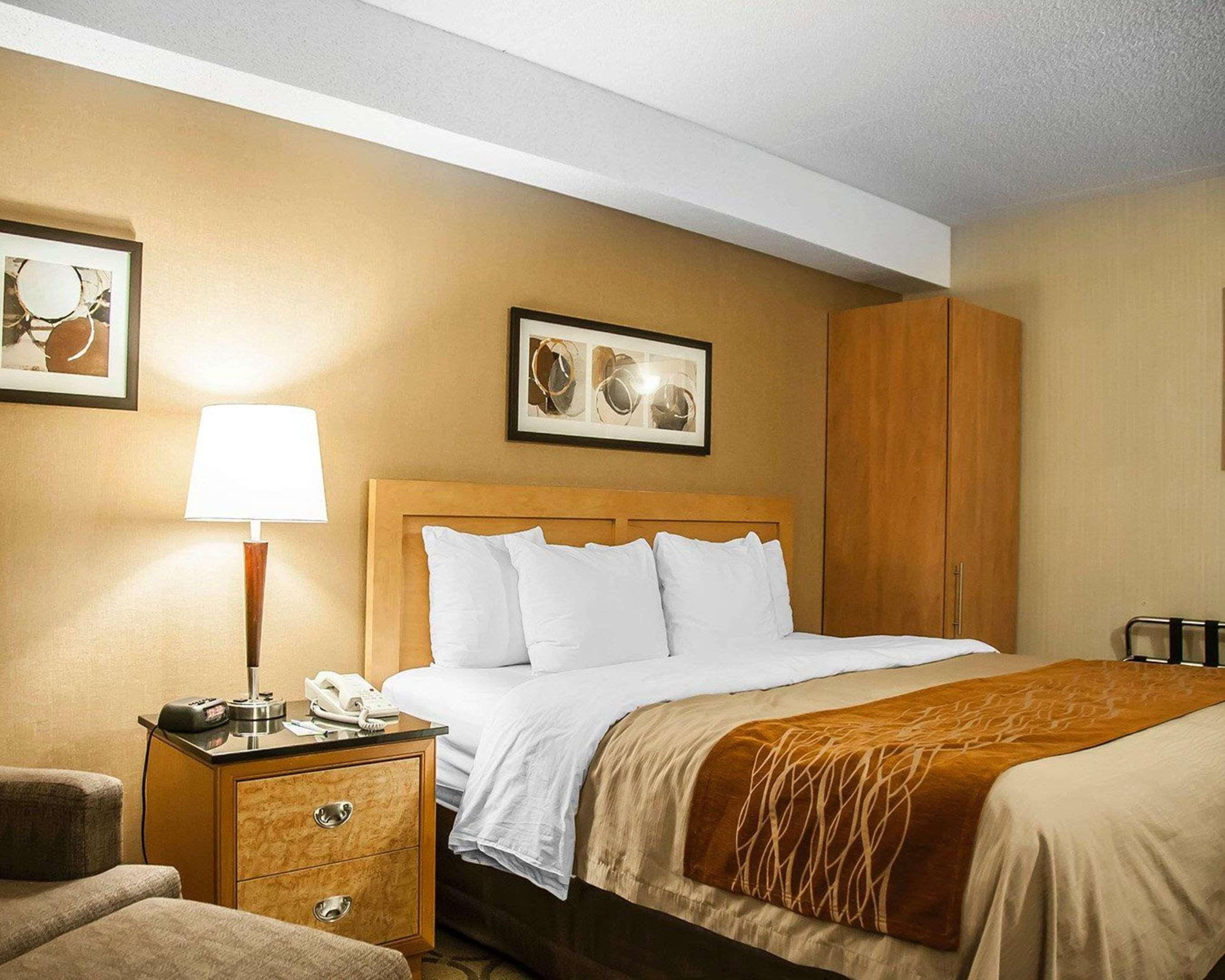 Comfort Inn Laval Exterior foto